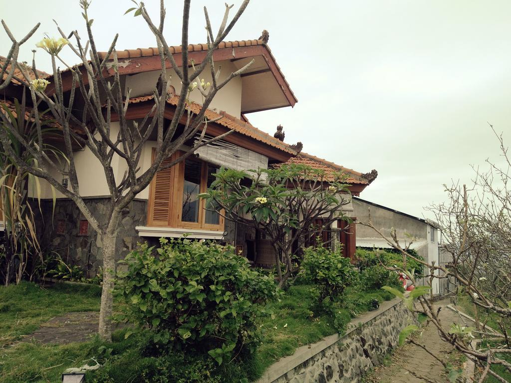 Shanty'S House Бату Екстер'єр фото